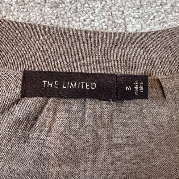 The Limited Women’s Wool Blend Brown Knit V-Neck Top Size Medium - Picture 3 of 5